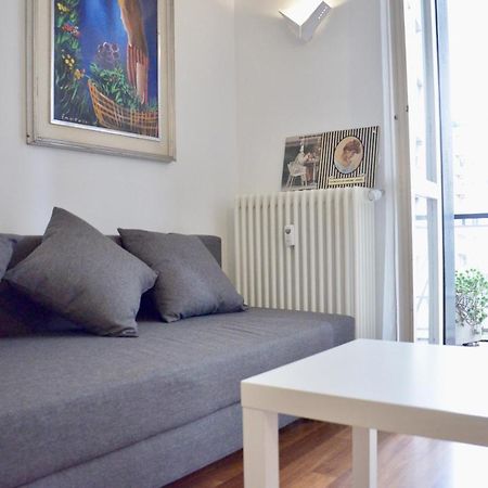 New Renovated Apartment With Balcony Porta Romana Milaan Buitenkant foto