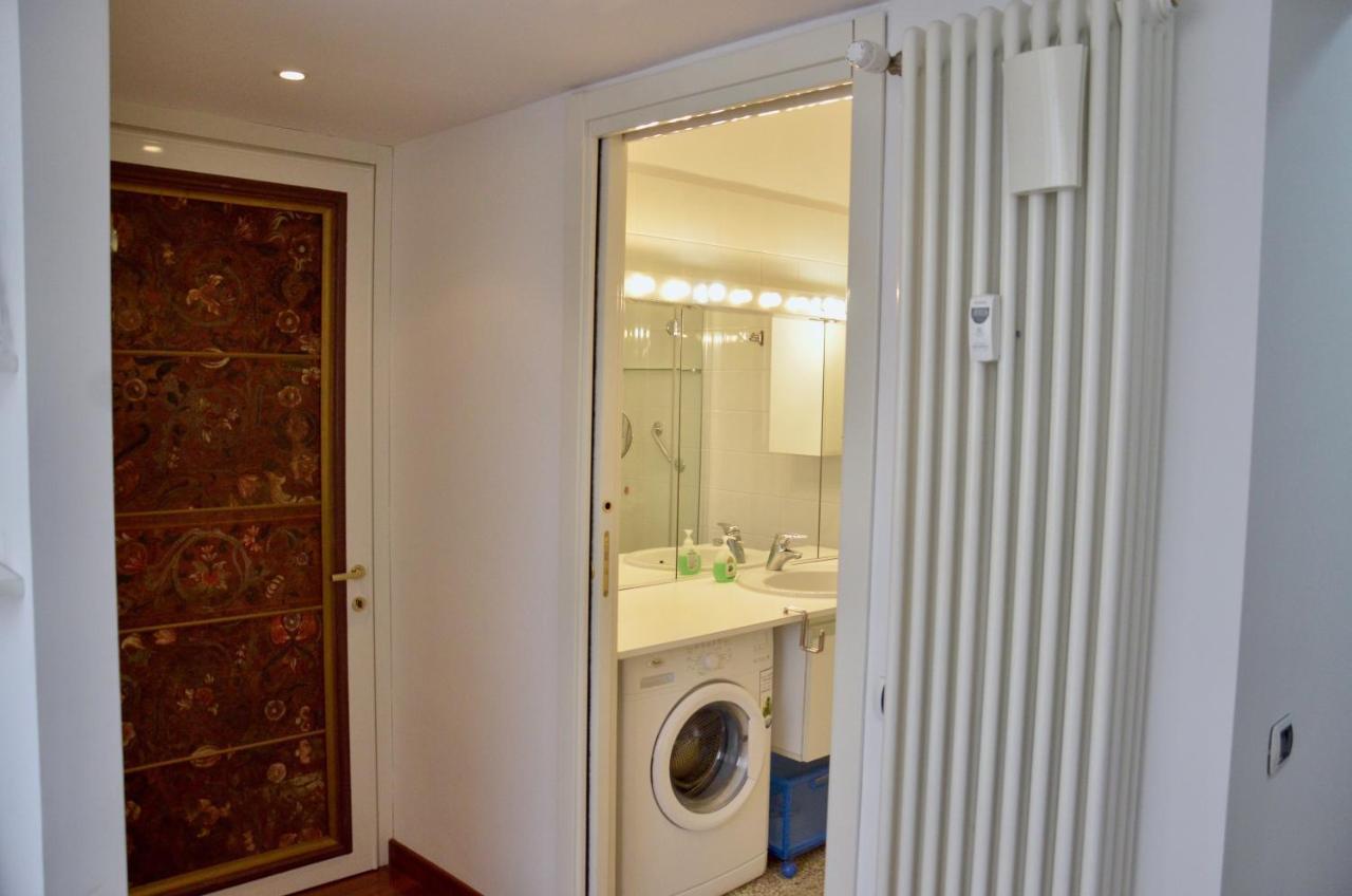 New Renovated Apartment With Balcony Porta Romana Milaan Buitenkant foto