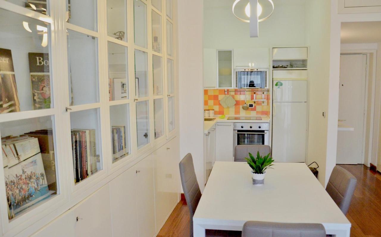 New Renovated Apartment With Balcony Porta Romana Milaan Buitenkant foto