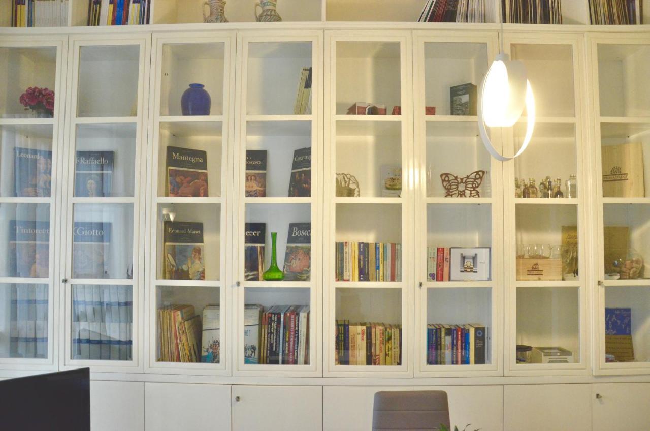 New Renovated Apartment With Balcony Porta Romana Milaan Buitenkant foto